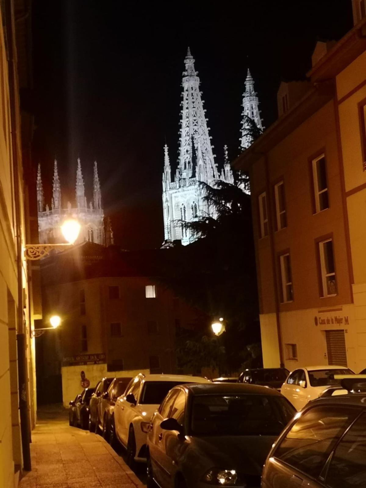 Cathedral And Castle Apartamento Burgo Exterior foto